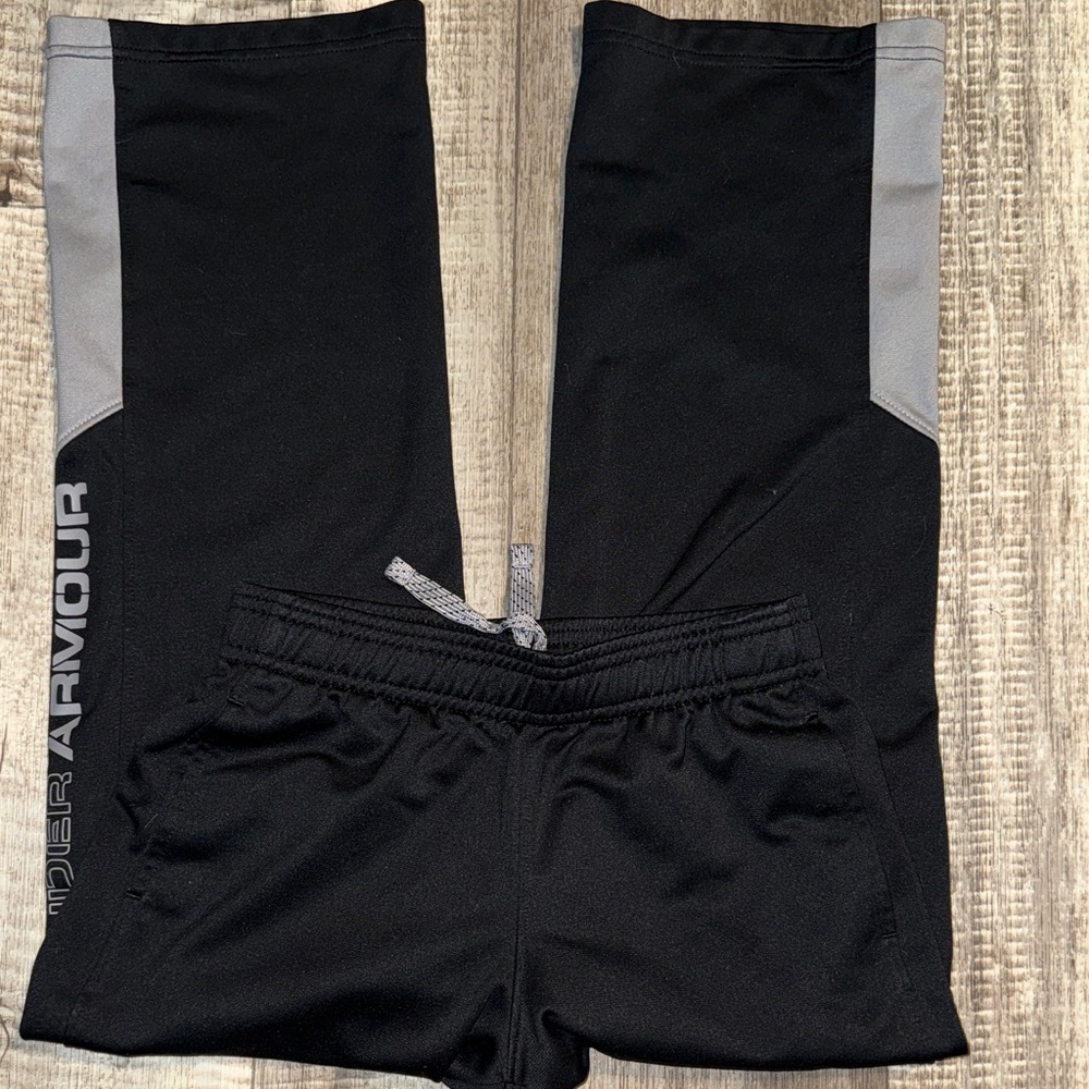 Under Armour Kids Black Joggers with Gray Panels-size Y-SM